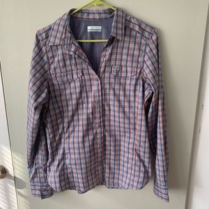 Columbia Omni-Heat Button Down, size M
